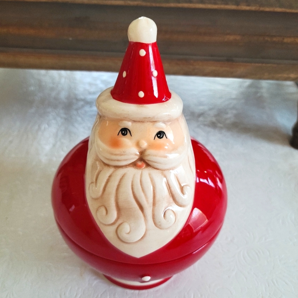 Johanna Parker Retro Santa Candy Dish